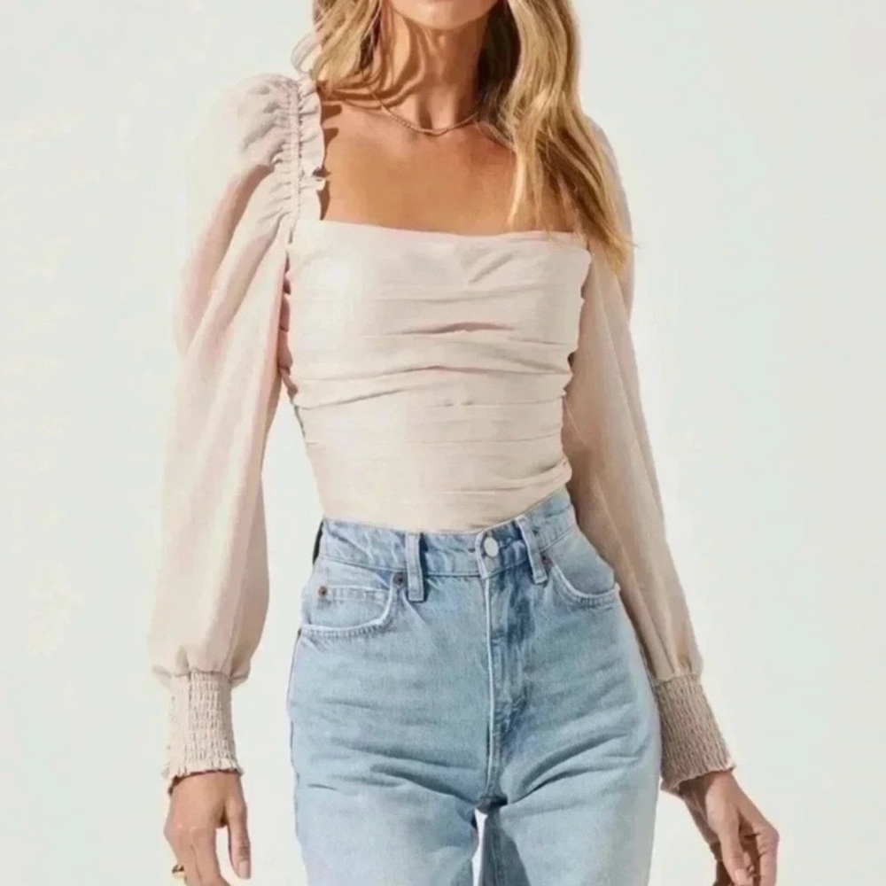 ASTR The Label puff long sleeve top